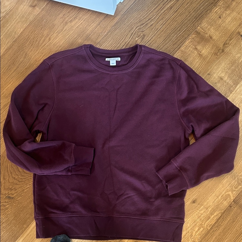Amazon Essentials Men's Dark Red Crewneck Sweater